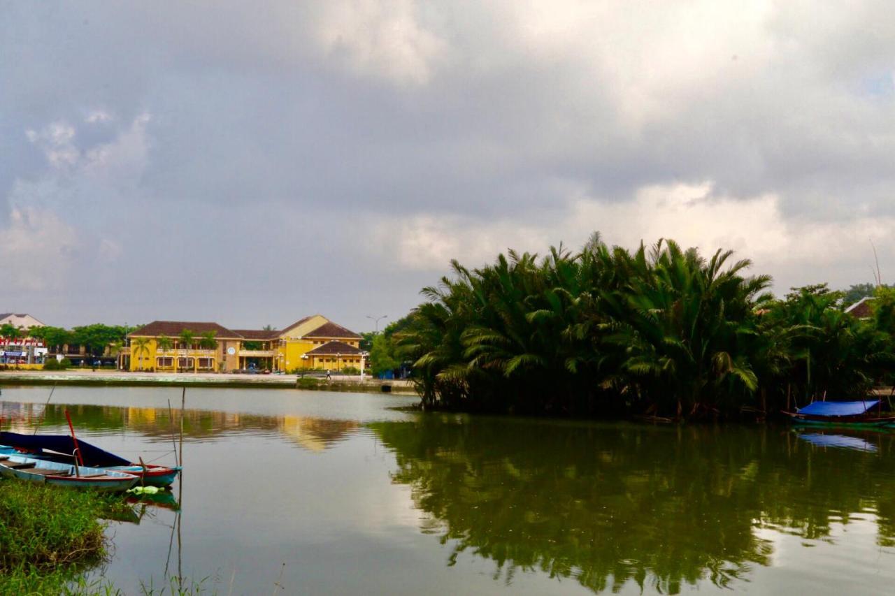 Long Life Riverside Hotel Hoi An Exterior photo