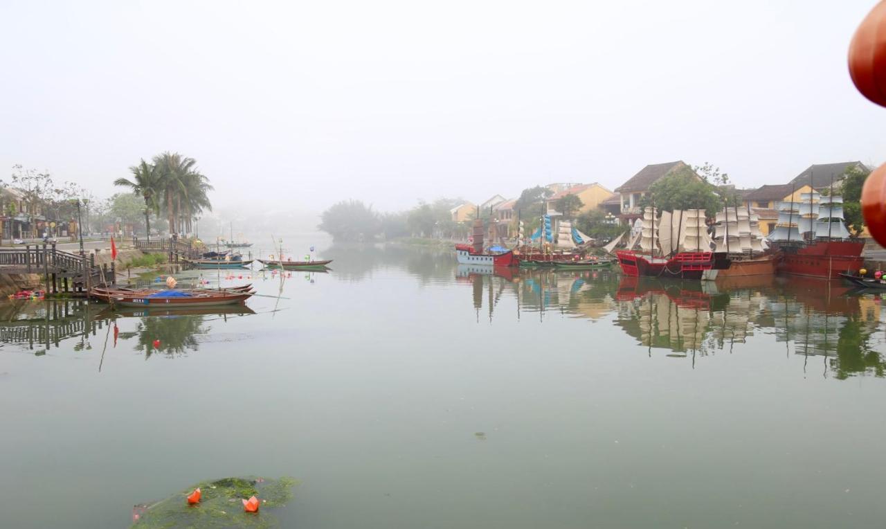 Long Life Riverside Hotel Hoi An Exterior photo