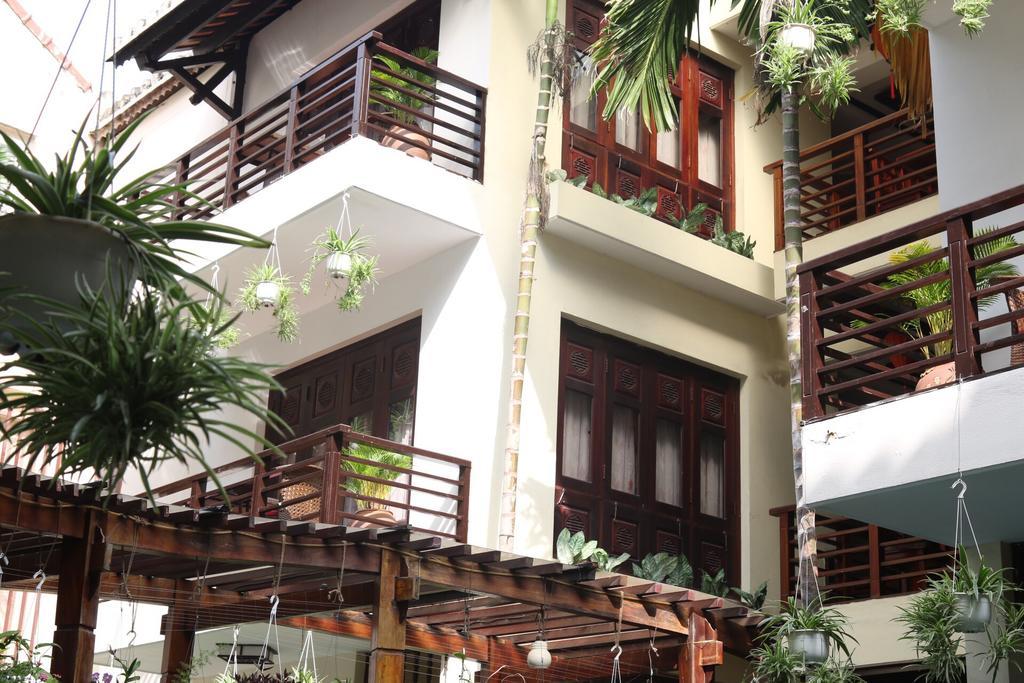 Long Life Riverside Hotel Hoi An Exterior photo