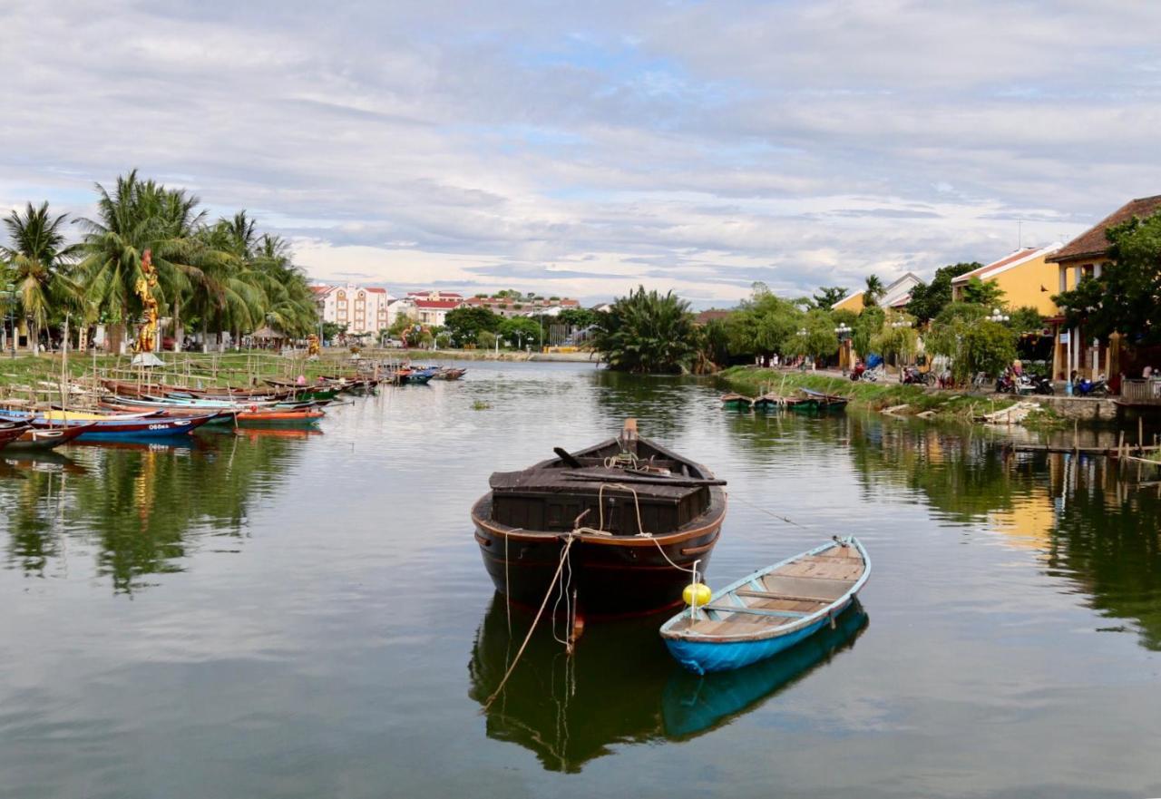 Long Life Riverside Hotel Hoi An Exterior photo